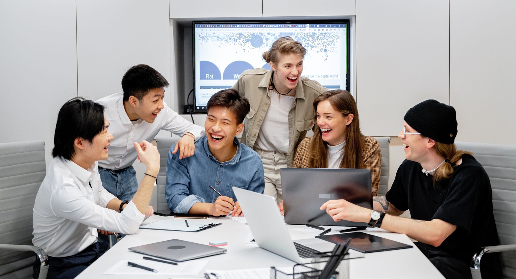 Mastering Account Executive Outreach: Proven Strategies for Closing Enterprise Deals in 2026