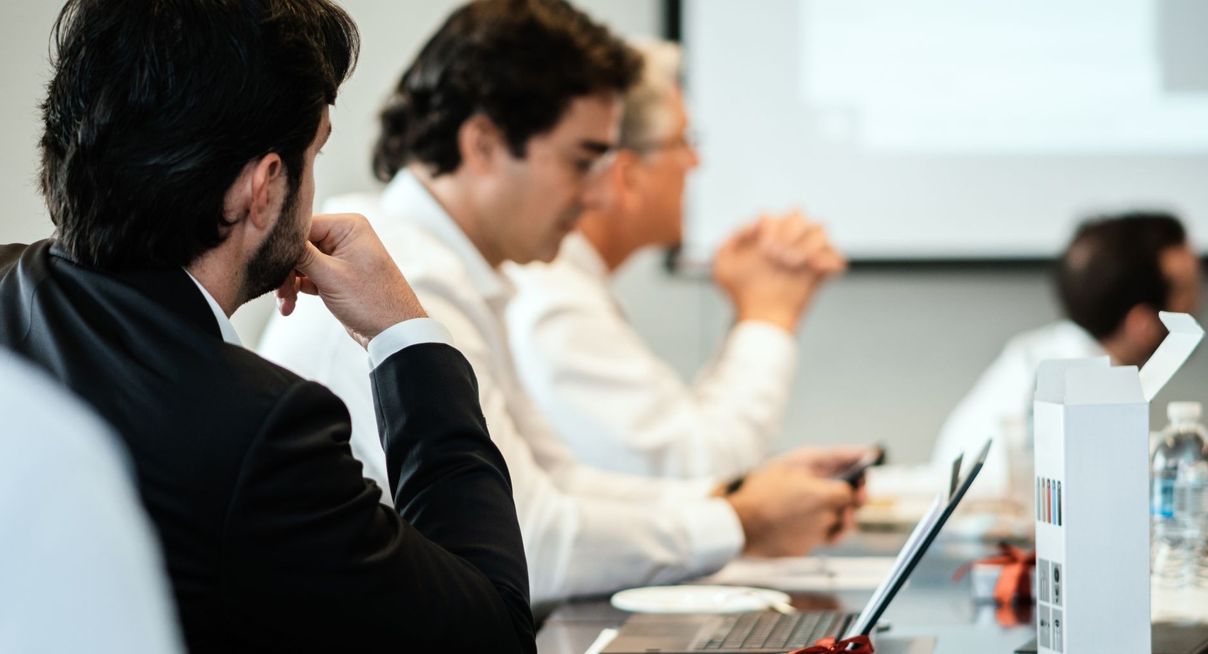 Boost Your Network: Proven LinkedIn Engagement Tactics for B2B Success in 2026