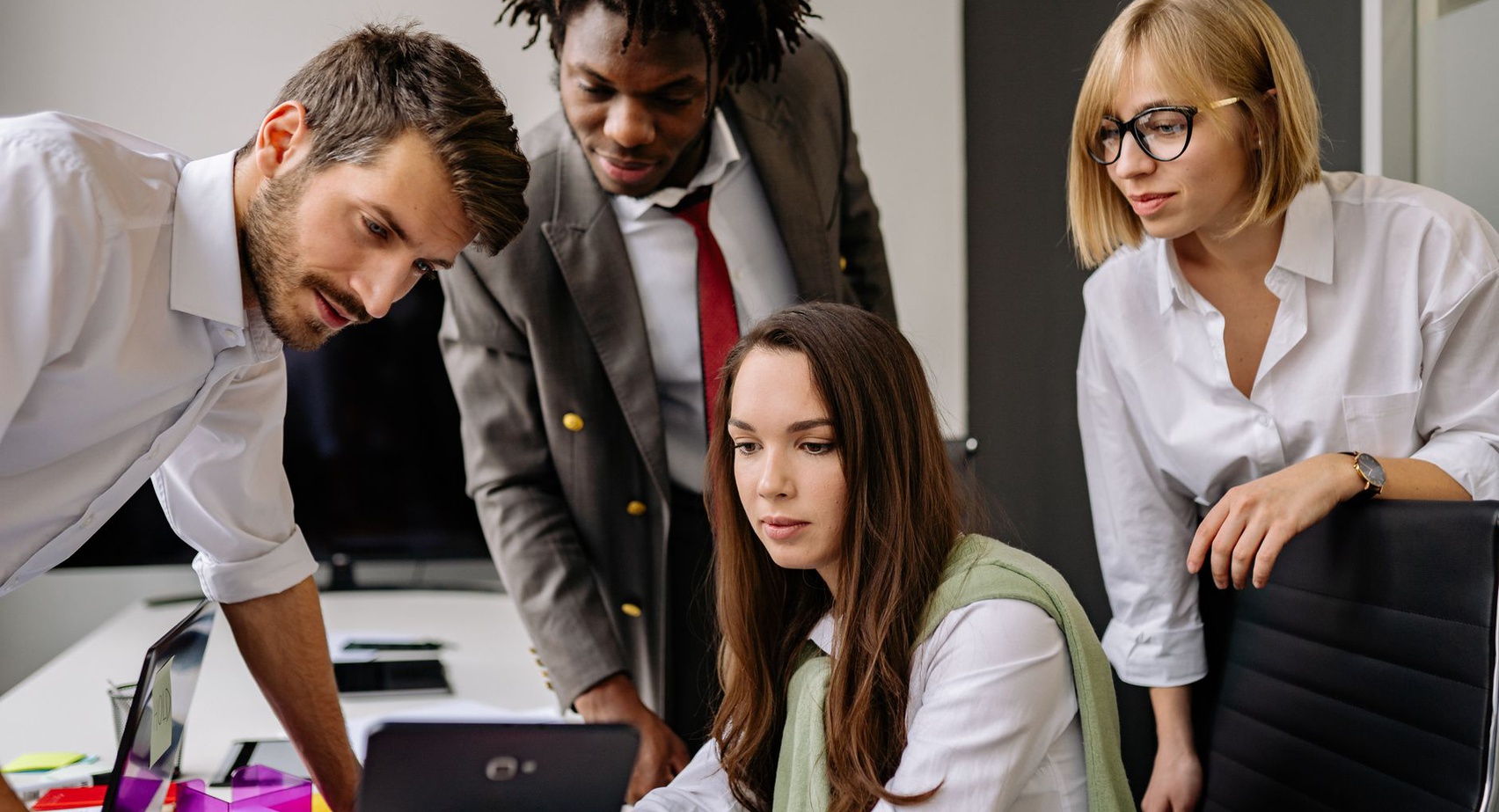 AI Personalization: Revolutionize B2B Outreach for Peak Engagement in 2026