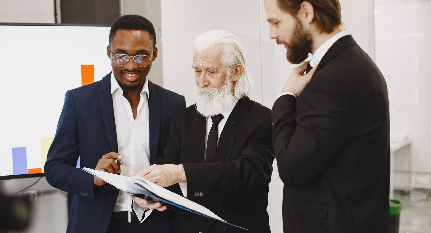 LinkedIn Outreach Not Working? 8 Brutally Honest Reasons & How to Fix Them in 2026