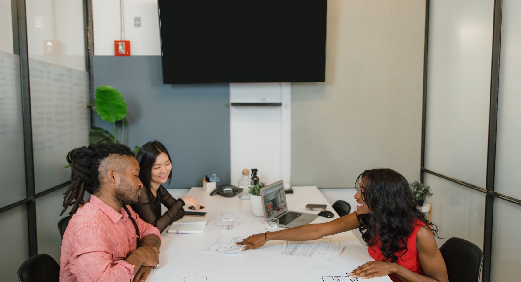 Mastering Outreach for VPs of Sales: Strategic Planning & Execution for 2026