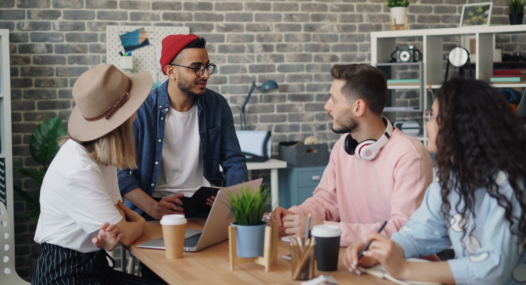 Scale B2B Growth with LinkedIn Outreach AI Tools in 2026