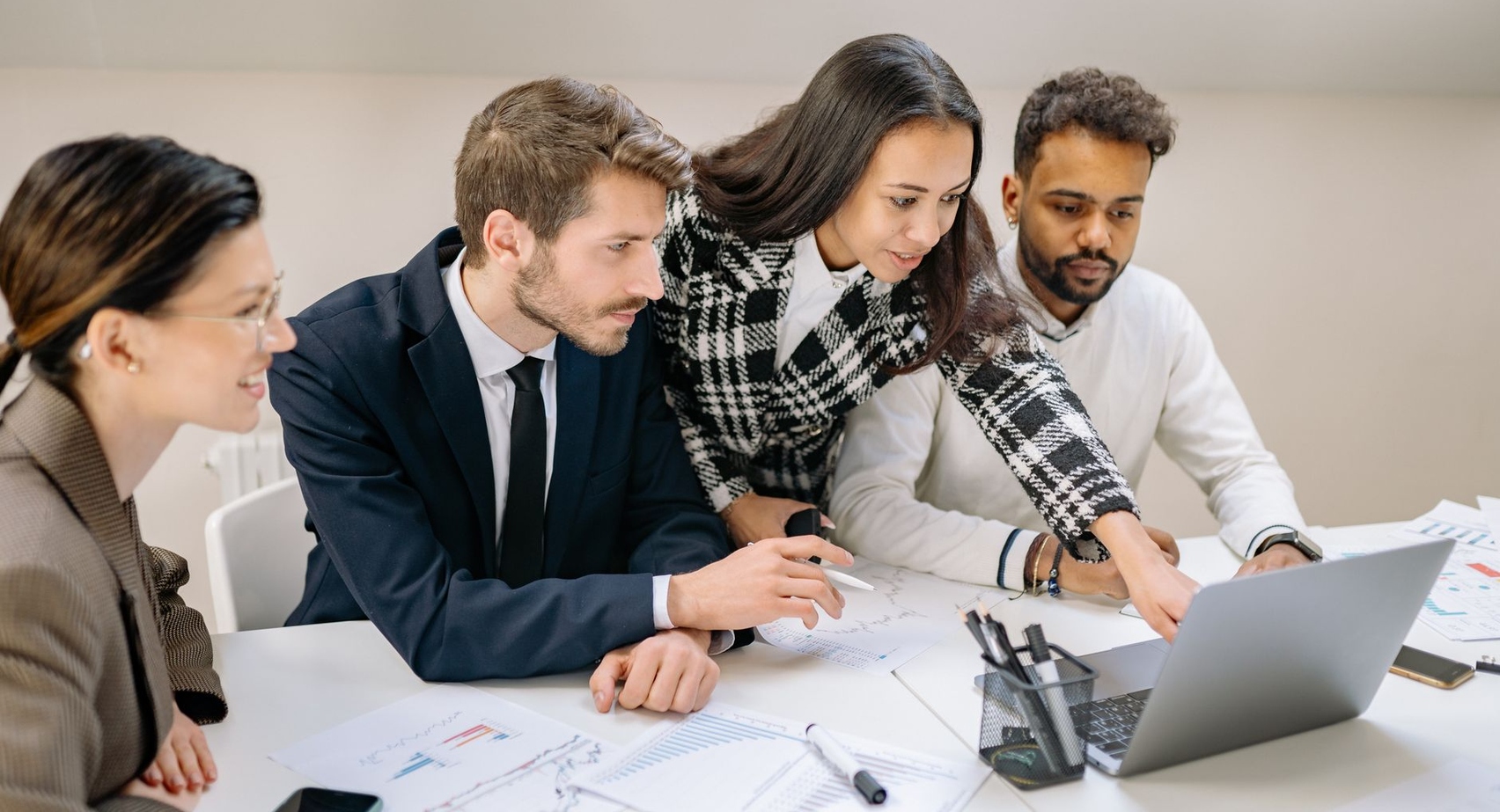 Supercharge Your Sales: Unleashing the Power of AI Chatbots for Sales in 2026