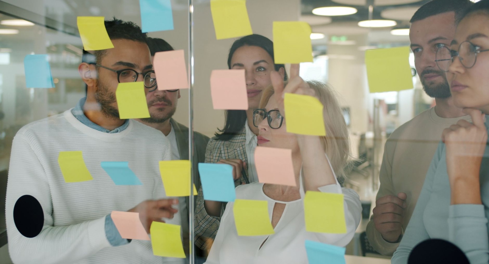 Leveraging Predictive Analytics for Smarter Sales Outreach in 2026