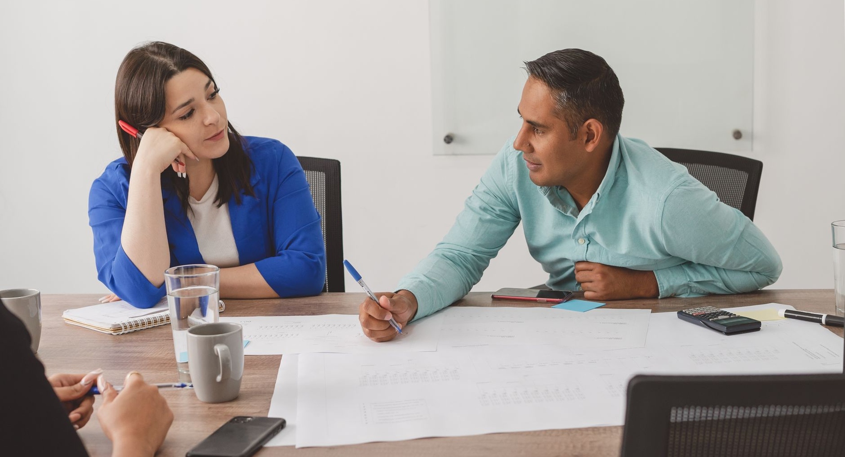 Mastering LinkedIn Content Strategy for Sales Professionals: Build Authority in 2026