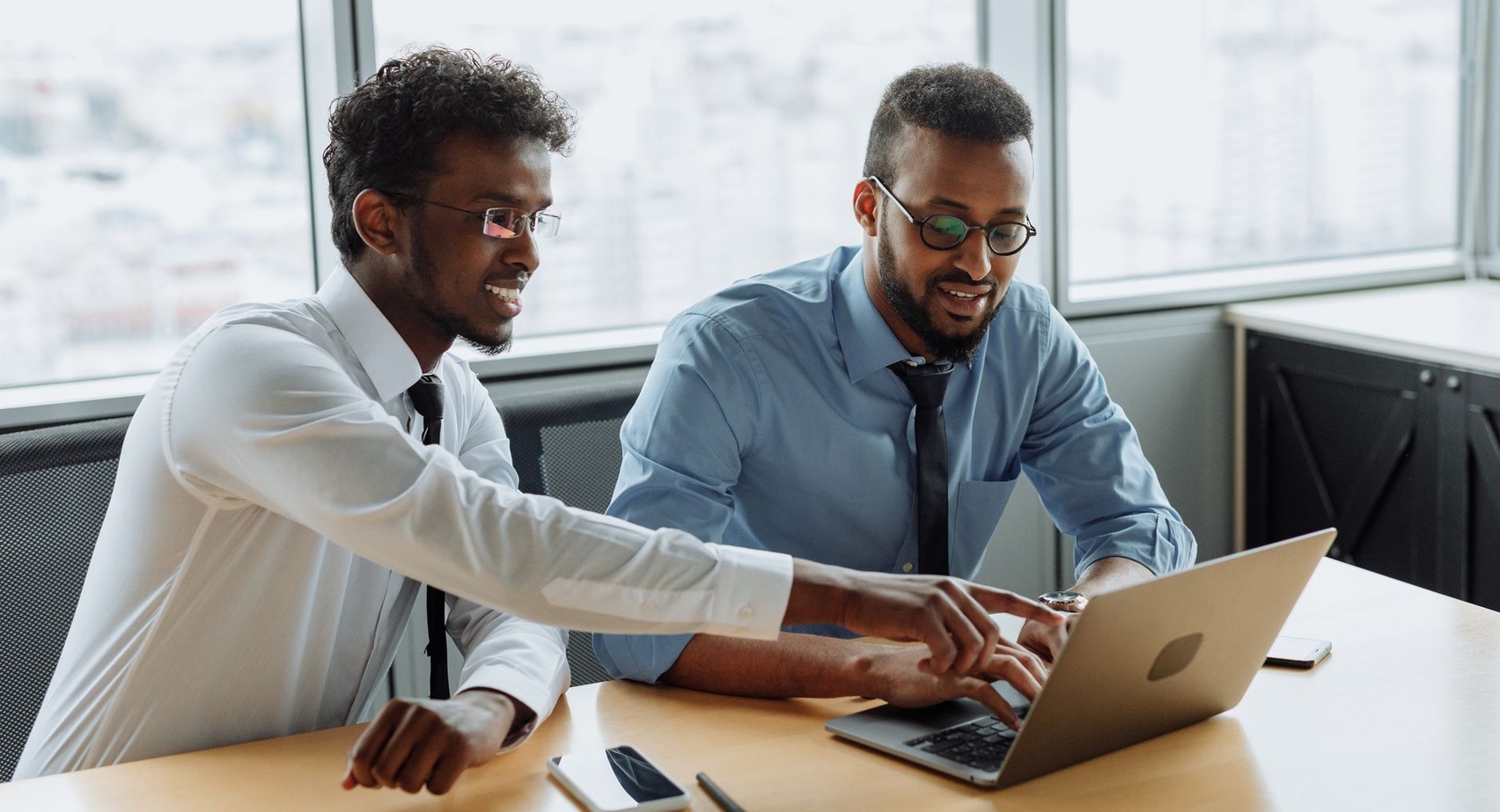 Mastering LinkedIn Messaging Best Practices for Unlocking B2B Success in 2026