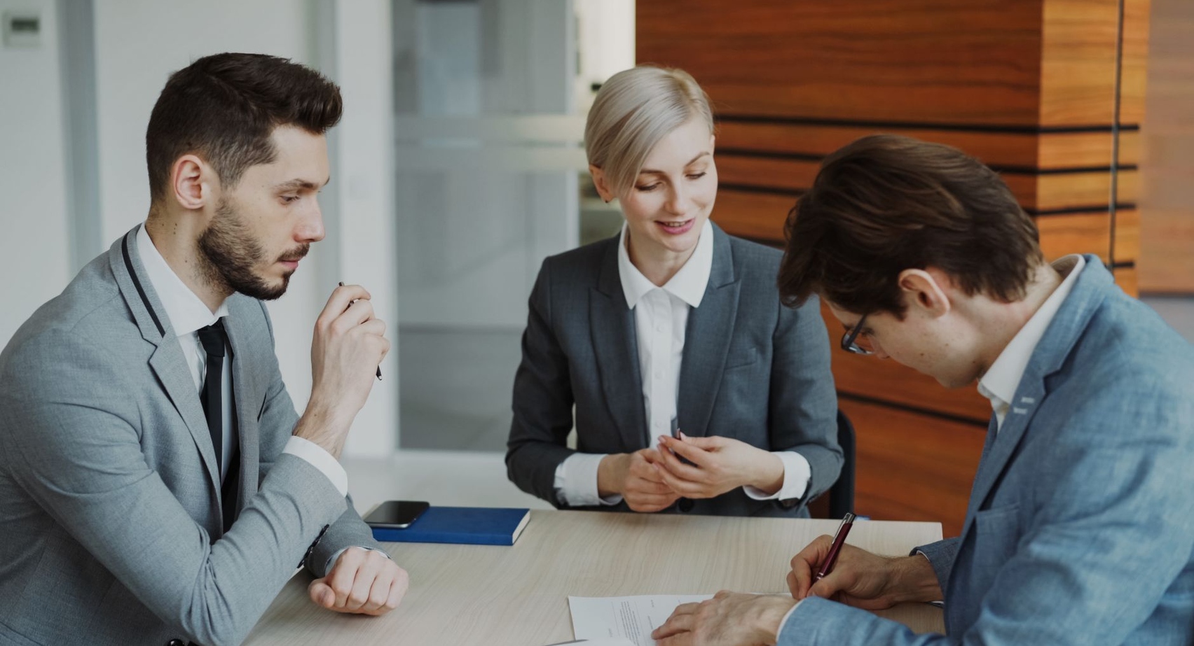 Mastering Sales Proposal Writing: Proven Tips to Win More Business in 2026