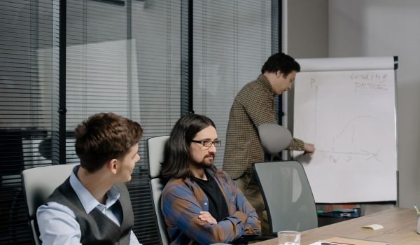 The Founder’s Playbook: Building a High-Performing SaaS Outreach Machine for 2026