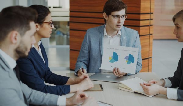 Mastering LinkedIn Messaging: Essential Best Practices for Sales Professionals in 2026
