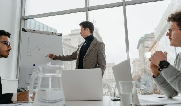 Mastering Pipeline Management for SaaS: Strategies for Explosive Growth in 2026