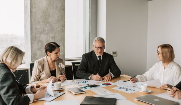 Unlock B2B Sales Success: Top B2B Outreach Tools for 2026
